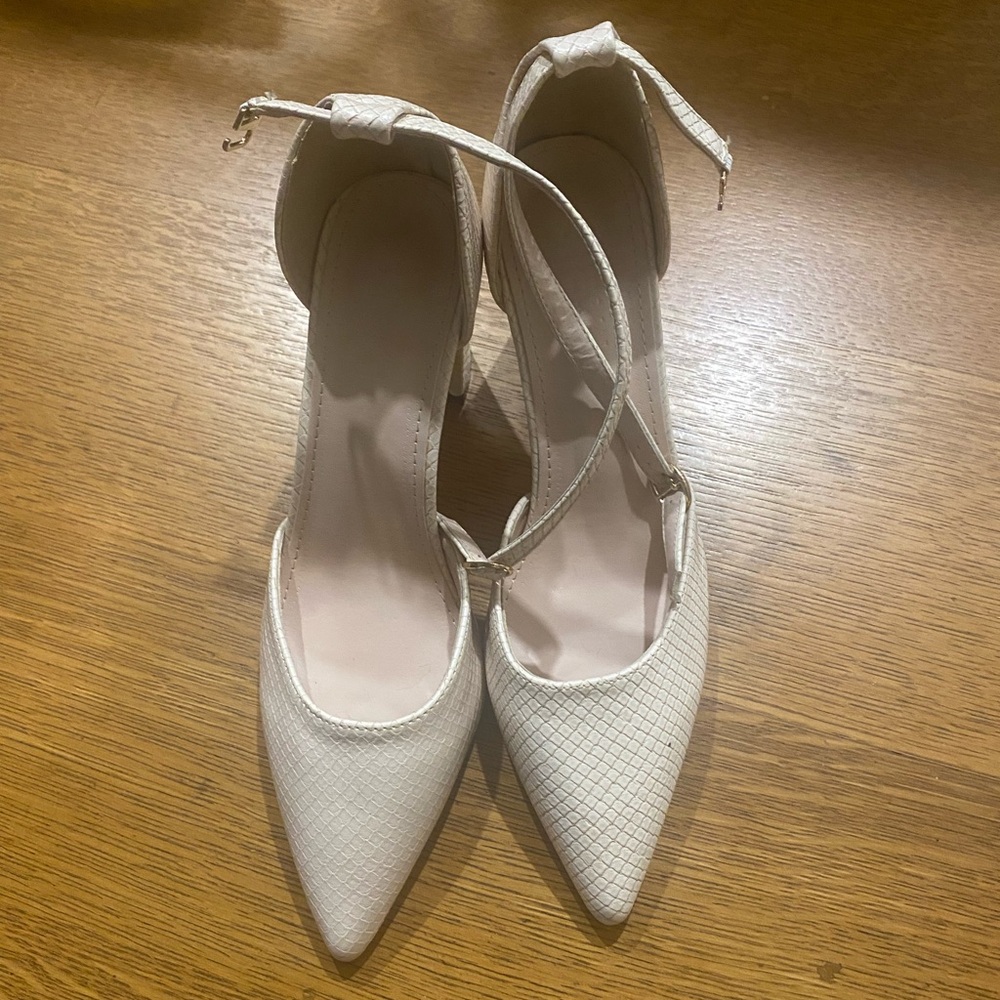 Elegant White Textured Block Heels with Ankle strap